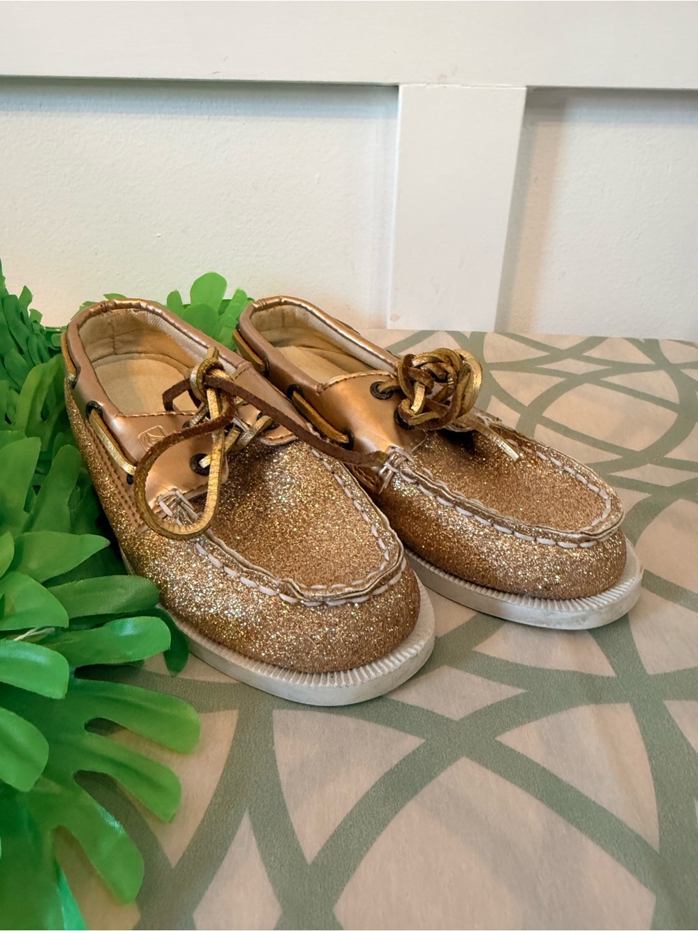 • Sperry Top-Sider Girls' Biscayne 1-Eye Glitter Boat Shoes
